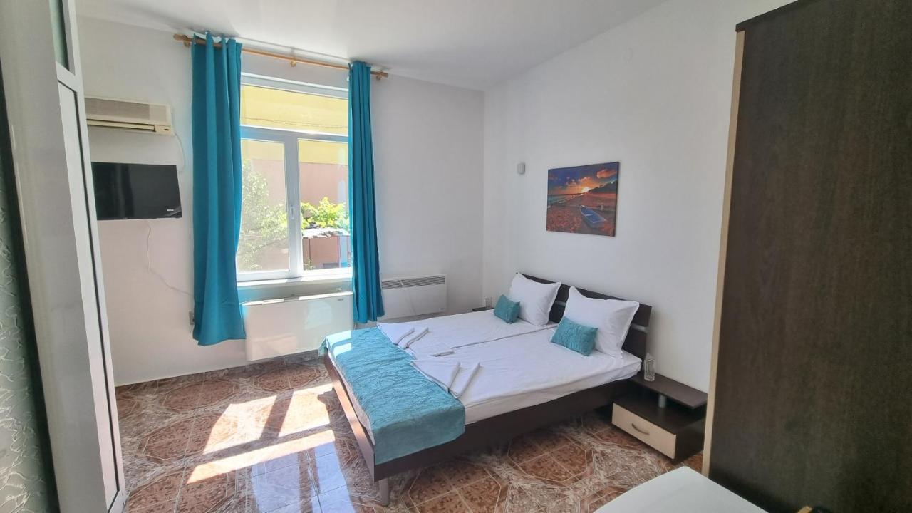 Къща За Гости Пиргос Burgas Exterior photo